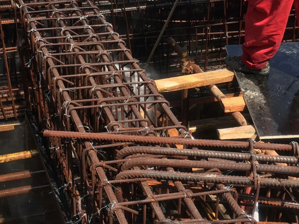 工地鋼筋生銹怎么辦？